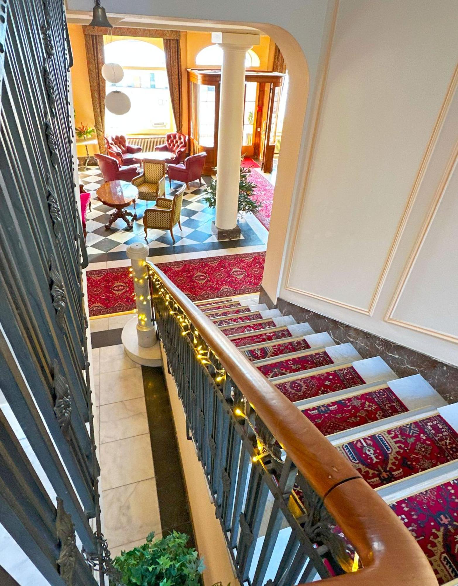 Hotel Royal Luzern Экстерьер фото
